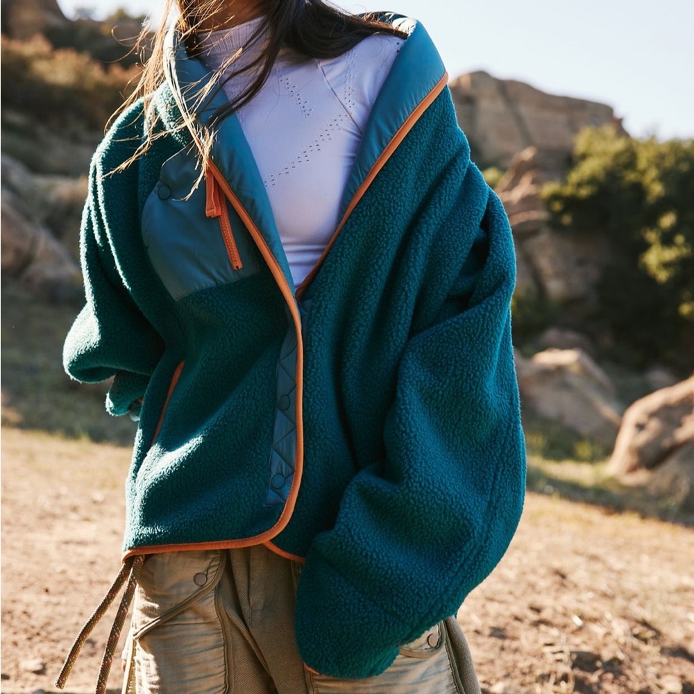 Free people movement hit the slopes jacket